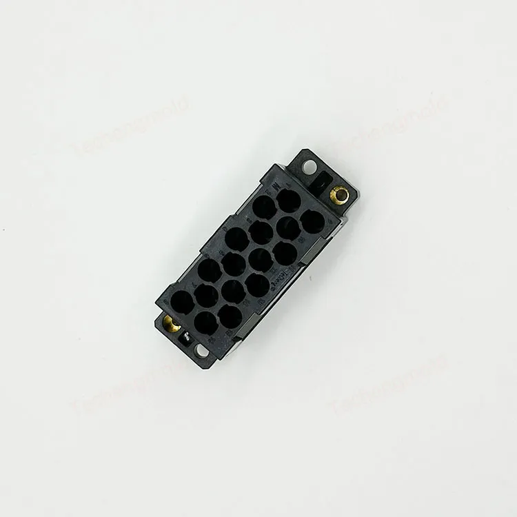 特诚科技PBT精密注塑件实拍 6